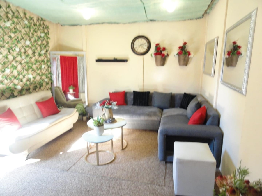 2 Bedroom Property for Sale in Scottsdene Western Cape